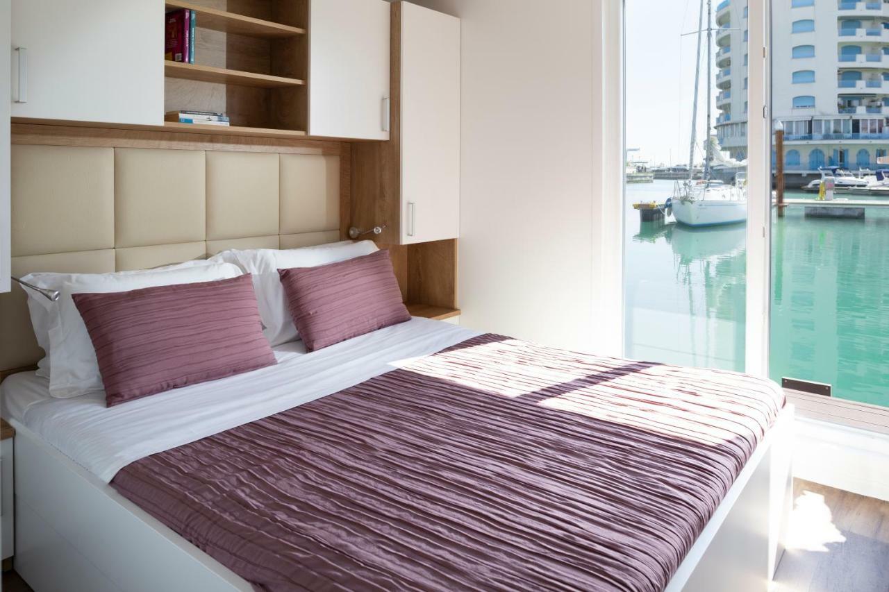 Portoverde Luxury Houseboat Misano Adriatico Buitenkant foto
